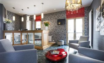 Hotel Charlemagne