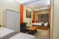 Hotel Four Eyes Hotels in Pakanajol