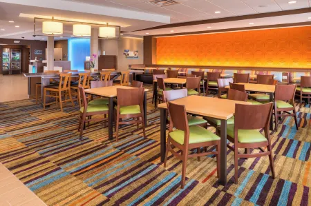 Fairfield Inn & Suites Huntington