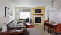 Residence Inn Bismarck North - 3-Star