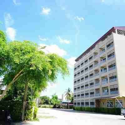 邁洪度假酒店 Hotel Exterior