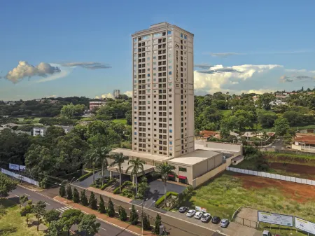 Hotel Mont Blanc Premium Отели в г. Рибейран-Прету