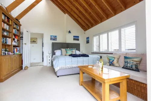 Linden House - Beach