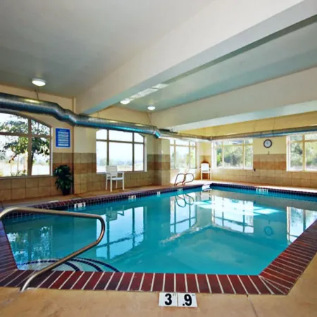 Comfort Suites Eugene