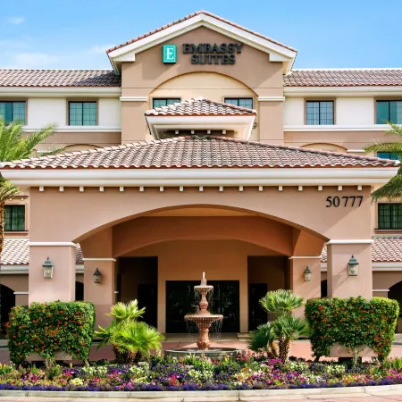 Embassy Suites by Hilton la Quinta Hotel & Spa