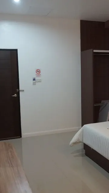 ห้องสแตนดาร์ด เตียงใหญ่ 1 เตียง