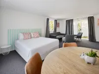 Gosford Palms Motor Inn Hotels in West Gosford