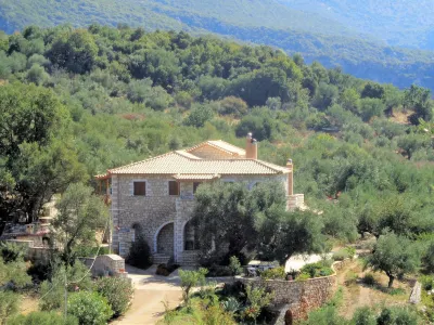 Menina Farm Kalamata Countryside