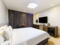Beach Motel Các khách sạn gần Chùa Boseongsa