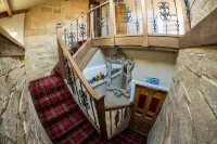 Farnley Tower Guesthouse Các khách sạn ở Brandon and Byshottles