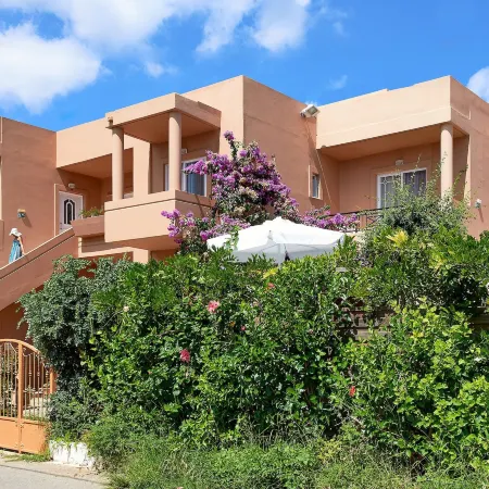 Solon Apartments