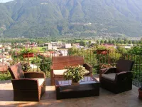 Al Carotin Hotels in Dubino