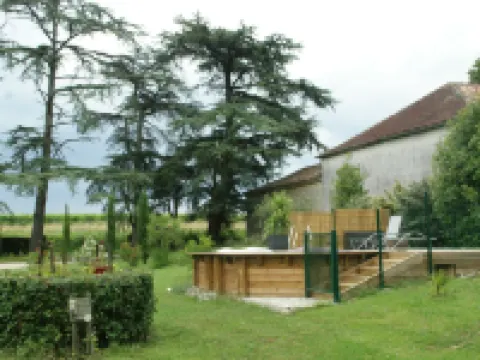 La Métairie du Clos Saint Louis Hotels in Gers