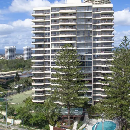 Norfolk Luxury Beachfront Apartments Main Beach