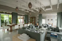 White Pearl Resorts - 3 Sao