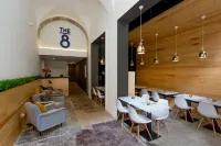 The 8 - Downtown Suites