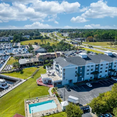 Holiday Inn Express & Suites N. MYRTLE BEACH-LITTLE RIVER by IHG Hotels near Cherry Grove Beach