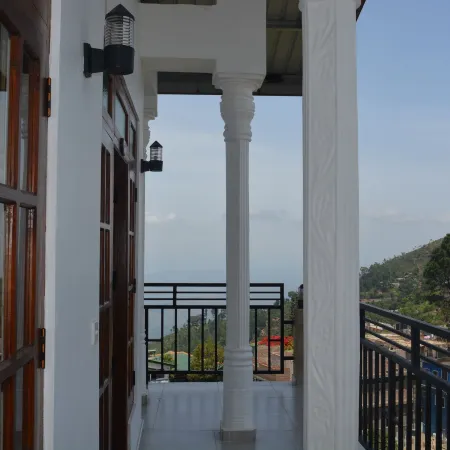 Grand View Guest House Hoteles en Haputale
