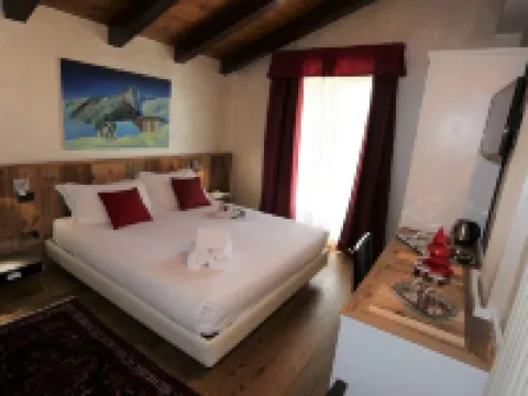 レ キャラバン アオスタのホテル