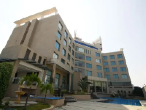 Grand Estancia Salem โรงแรมในเซเลม