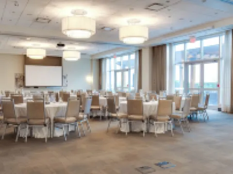 Four Points by Sheraton Kelowna Airport Hotels in Kelowna