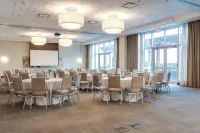 Four Points by Sheraton Kelowna Airport