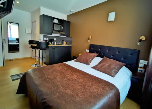 Appart Hotel Relax Spa Hotels in Lens