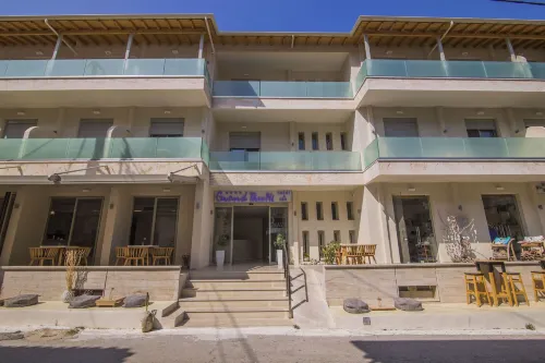 Grand TheoNi Boutique Hotel & Spa Hotel di Apollonii
