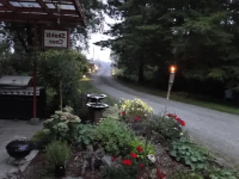 夏克蒂灣小屋酒店