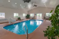 Microtel Inn & Suites by Wyndham Beckley East Отели в г. Бекли