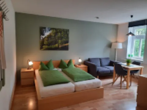 Pension & Bistro Zum Glasmacher Hotels in Gehlberg