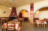 Ambeles Apartments - breakfast