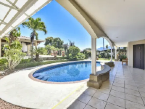 La Riviera Hotel Hotels in Belen