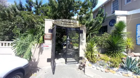 Riverlodge Backpackers