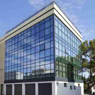 Appart hôtel La Girafe Marseille Est Hotel Exterior