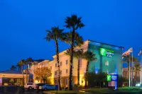 Holiday Inn Express & Suites Vacaville