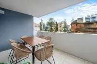 تيرمينوس أبارتمنت هوتل، آن أسسيند كوليكشن هوتل