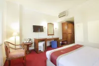 Hotel Bisanta Bidakara Tunjungan Hotels in Tegalsari