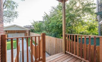 Parkside Comfort | JZ Vacation Rentals