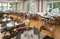 Hotel Kaiserin Augusta - breakfast