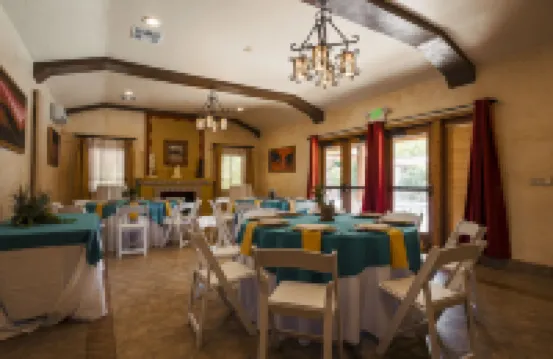 Los Arboles Hotel