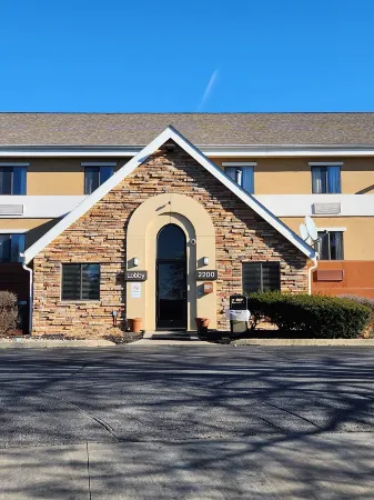 Suburban Studios Columbus East