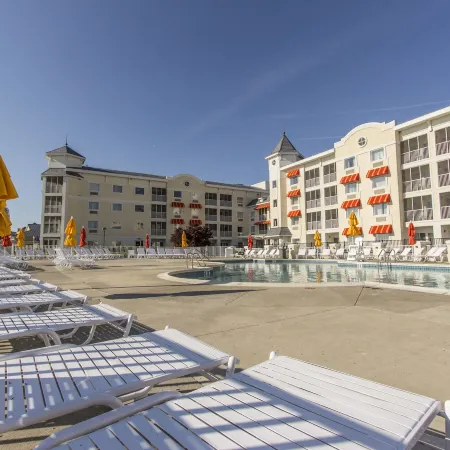 Cedar Point Hotel Breakers