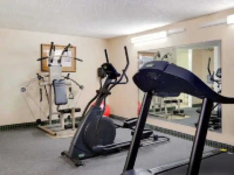 デイズ イン バイ ウィンダム ラファイエット ニア ラファイエット エアポート ラファイエットのホテル