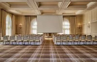 Hotel Jerome, Auberge Collection