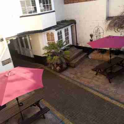 玫瑰和皇冠飯店 Hotel Exterior