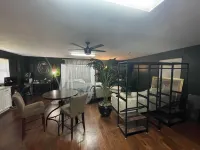 Woodsy Loft near I-10