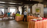 Dhulikhel Mountain Resort - พร้อมอาหารเช้า