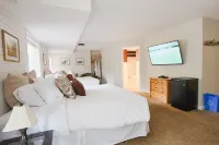 The Inn at the Ninth Hole Bed & Breakfast Hôtels à : Salmon Arm
