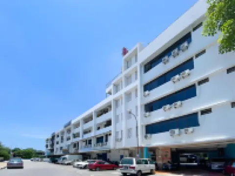 B-Hotel Hotels in Gelugor